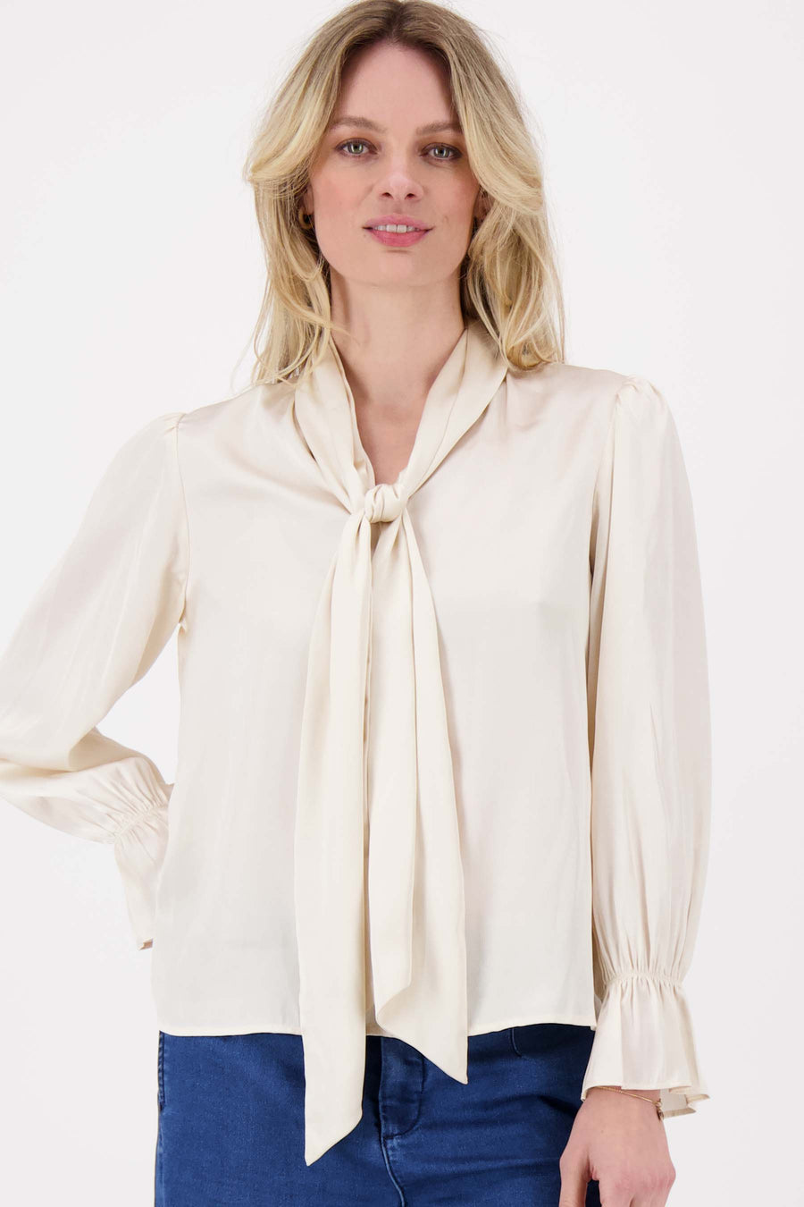 satin top with bow | beige