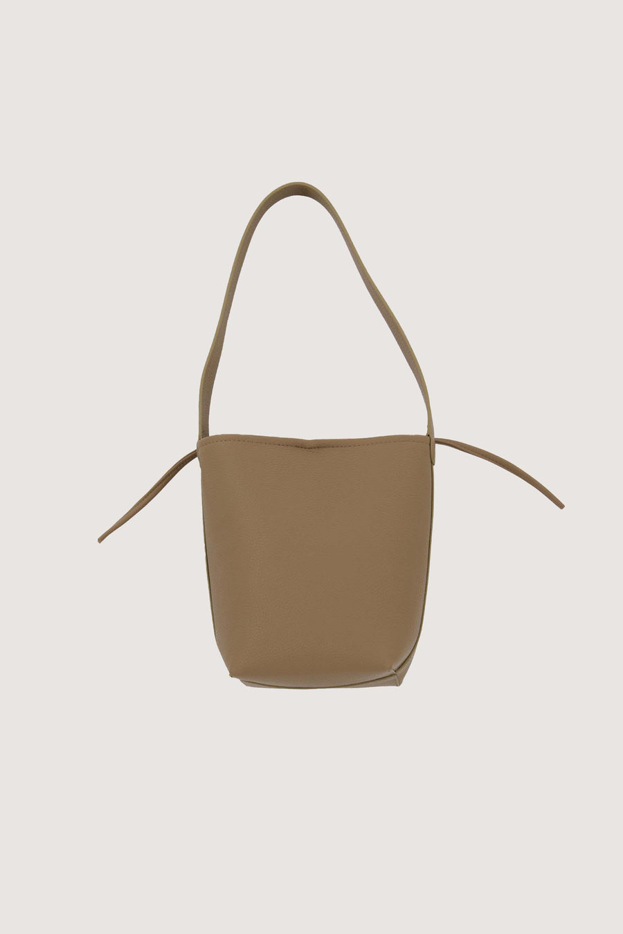 small bucket bag | darker sand