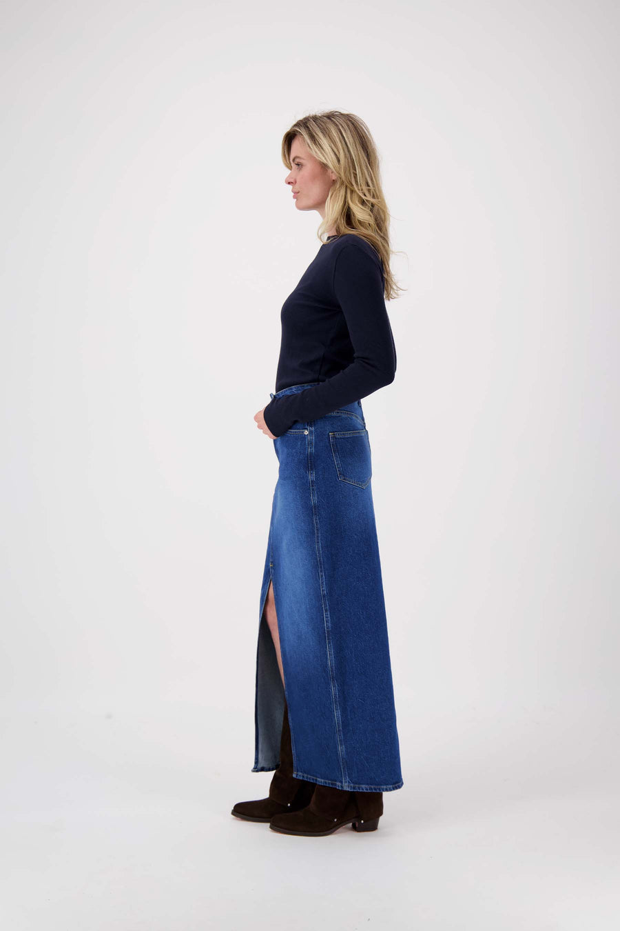 long denim stretch skirt | mid blue denim