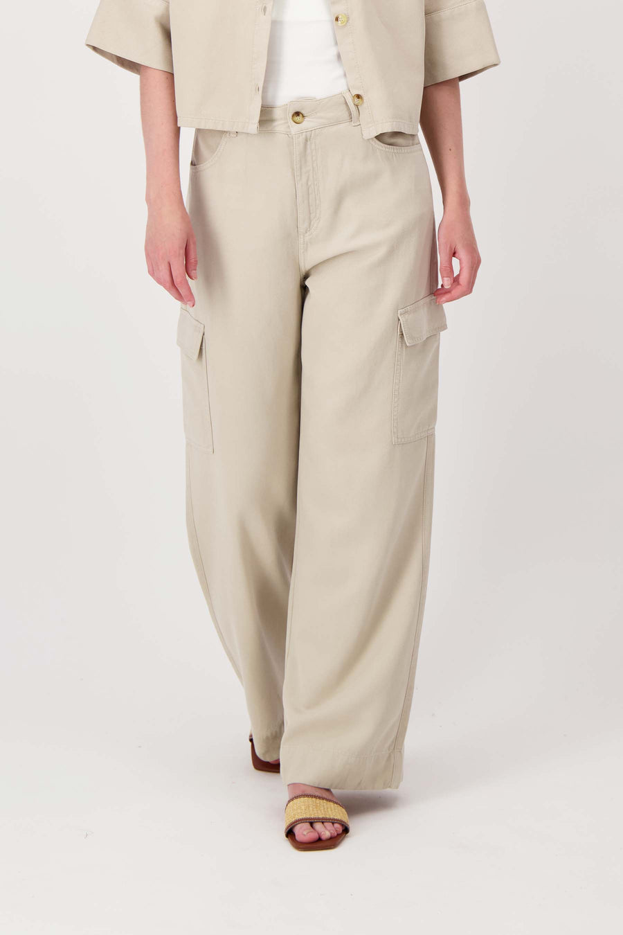 wide-leg cargo pants | soft sand