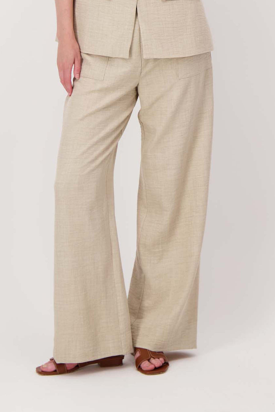 loose-fitting pants with stretch | soft sand