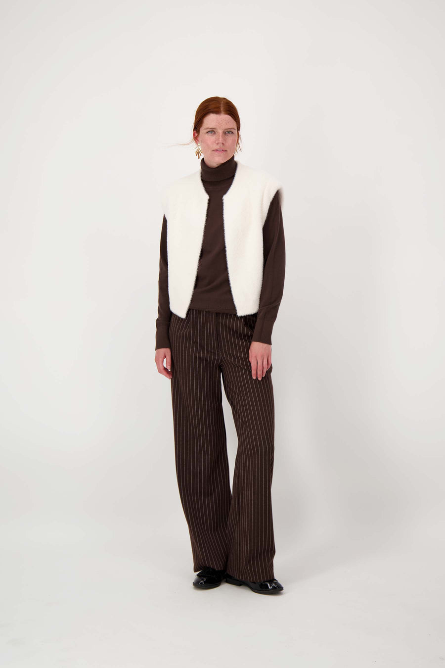 Pinstripe pants with detail | chocolate brown