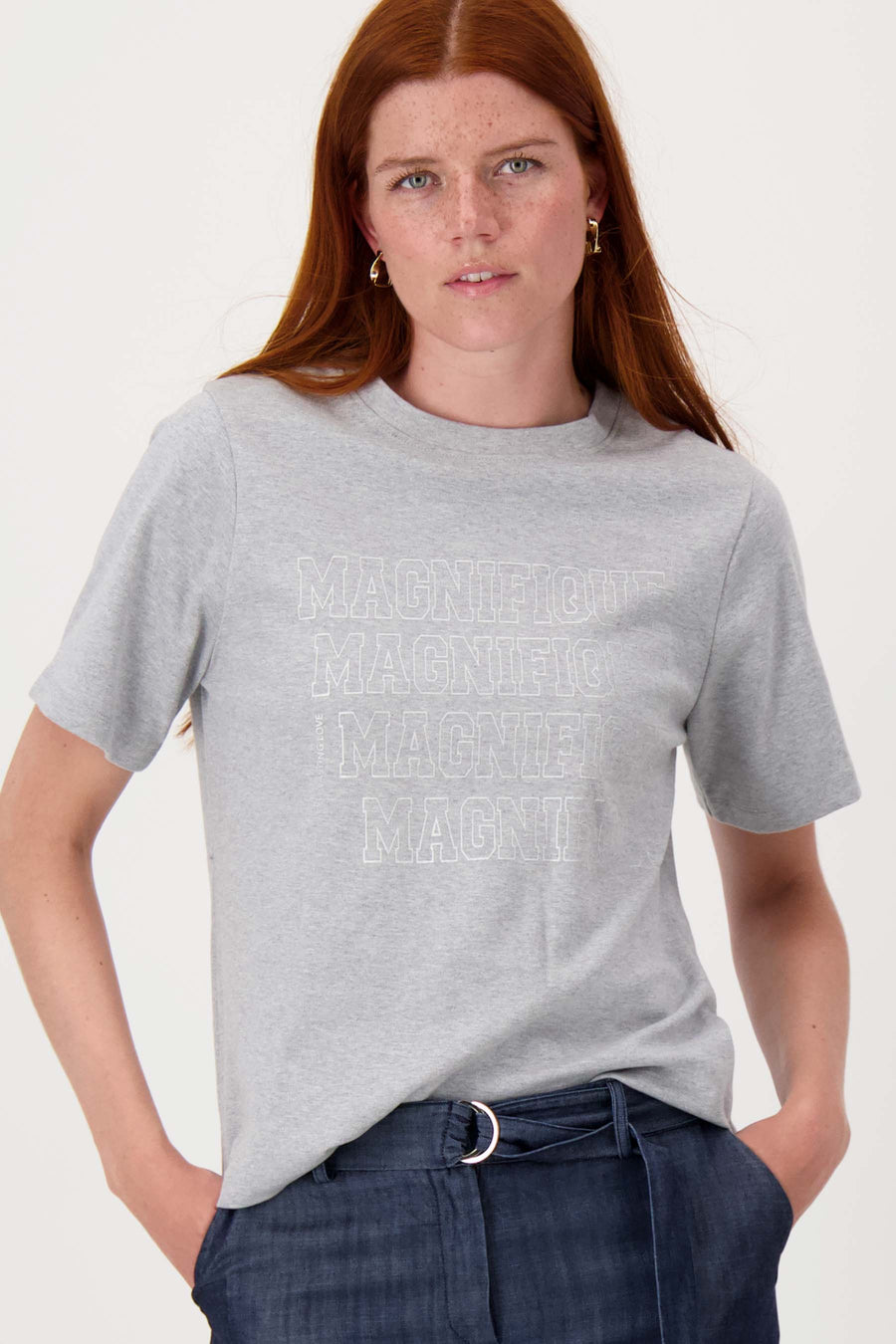 t-shirt with magnifique print | mid-gray