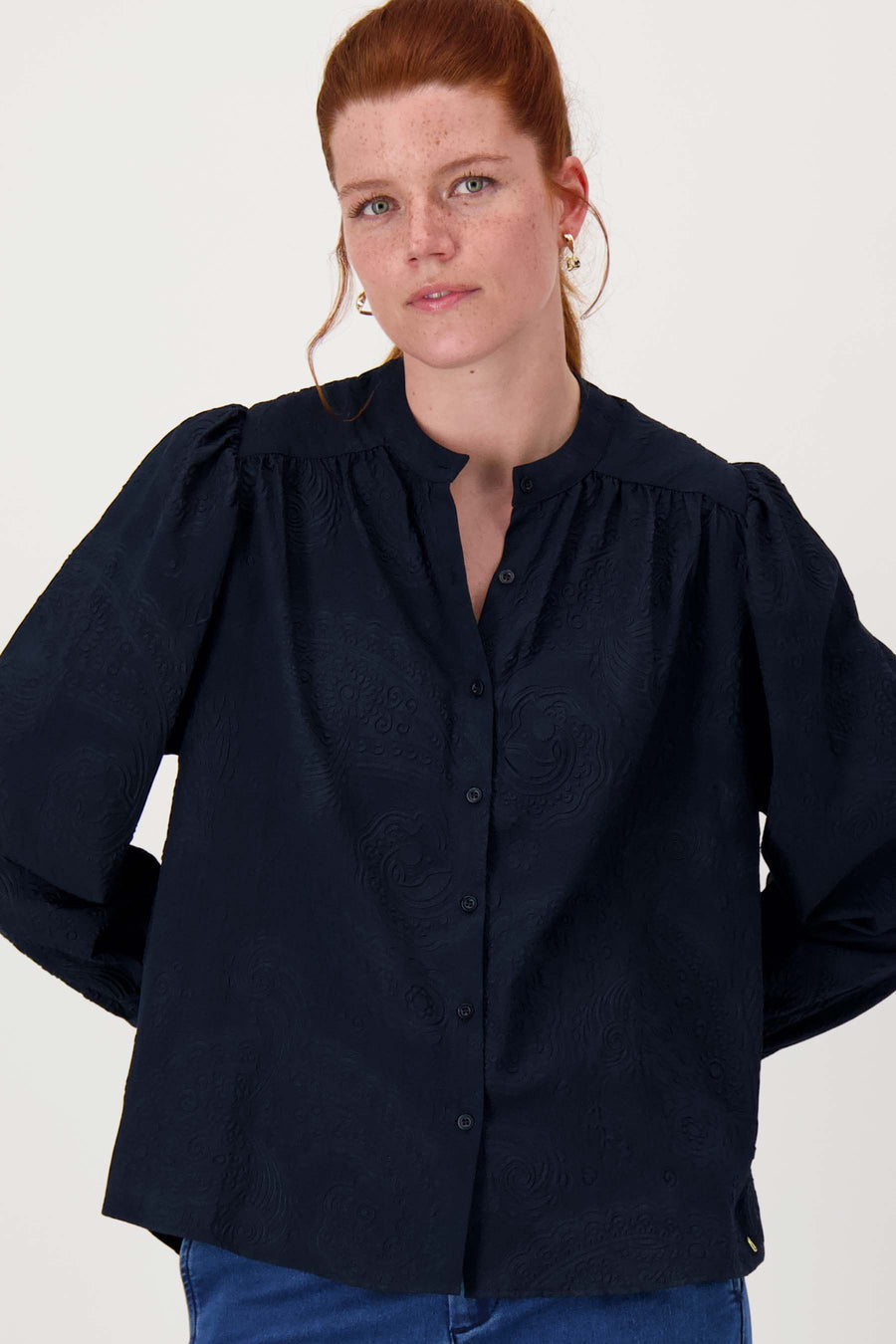 balloon sleeve blouse with paisley structure | navy