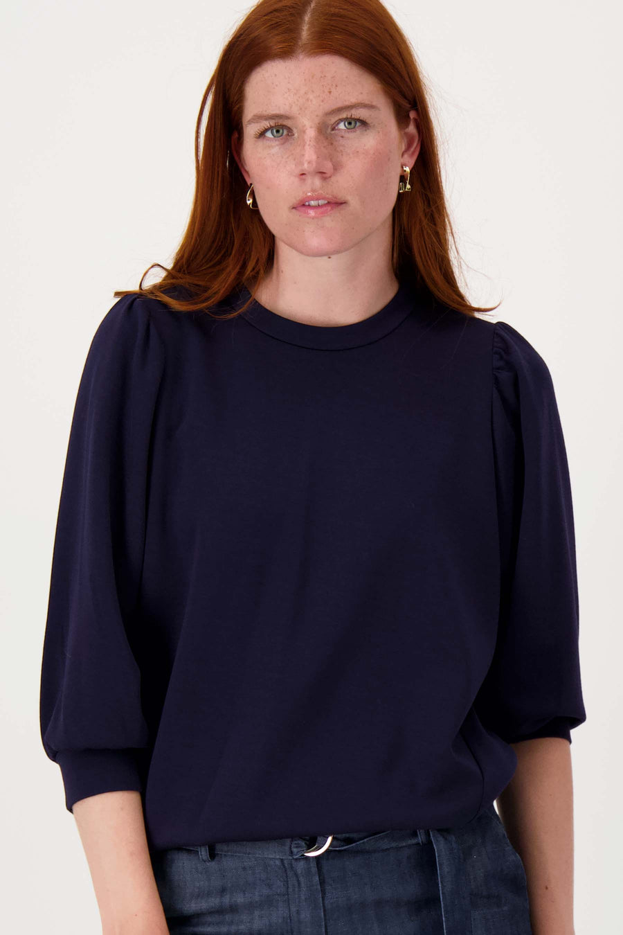 jog fabric top with puff sleeves | navy