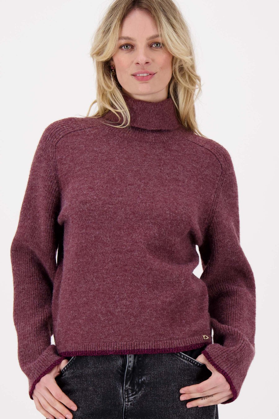 turtleneck with colored border | eggplant