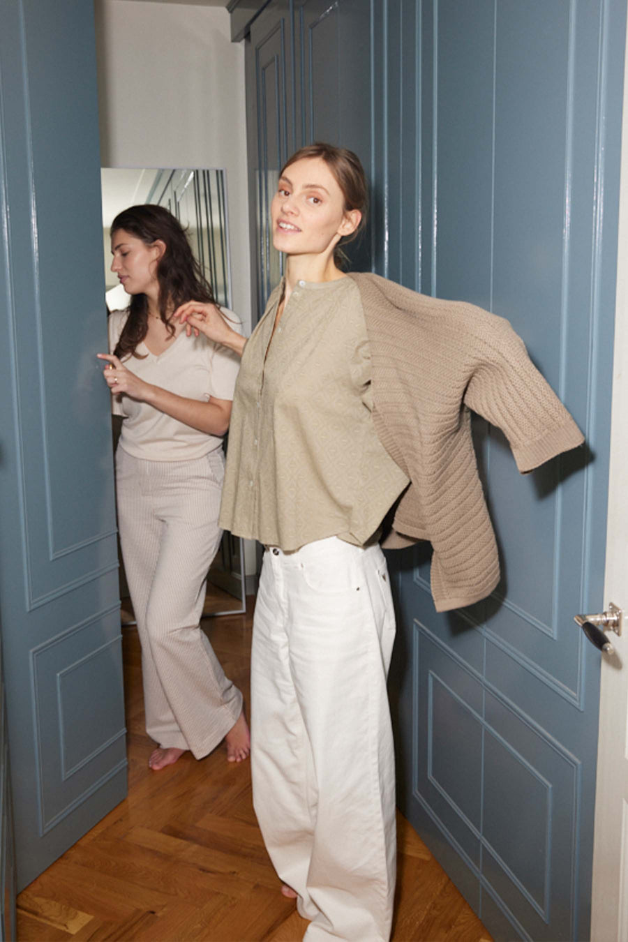 vest textured stitch | khaki