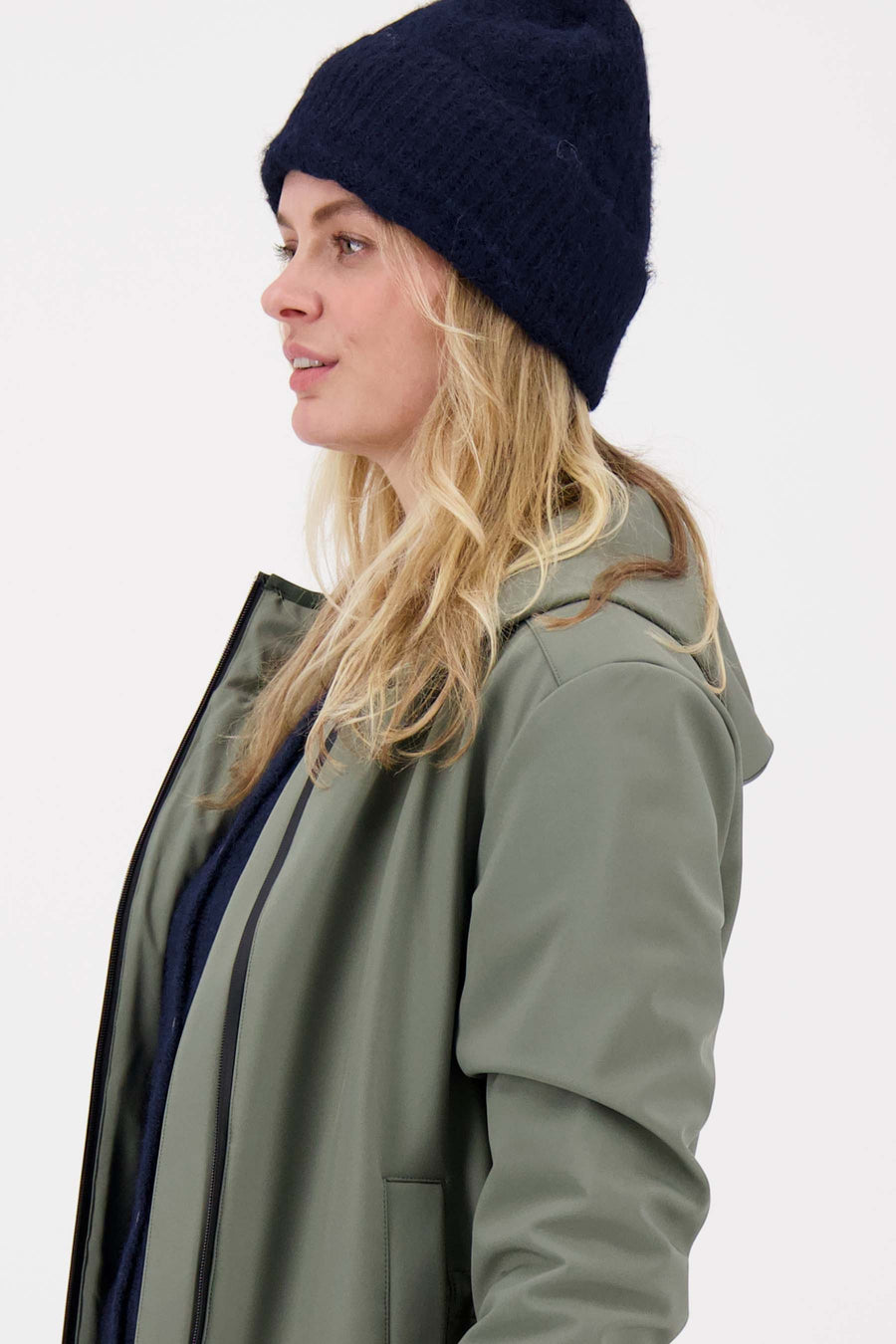 knit hat with cables | navy