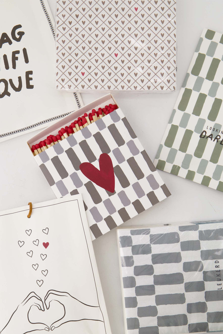 matches red heart gray/green | gray/green